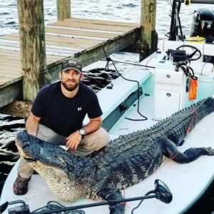 @joekellyirish monster 11 foot 9” gator caught on his Beavertail Skiff!!
DM / ta…