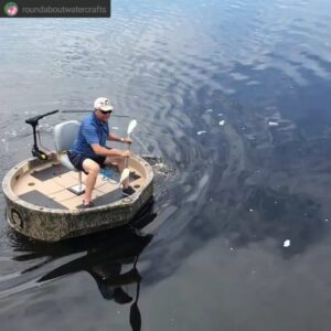 • • • • •
This goes to show you that the Roundabout can be paddled. Most of th