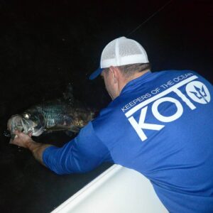 Releasing this beauty! For this tarpon I went with a 50lb yozuri top knot leader