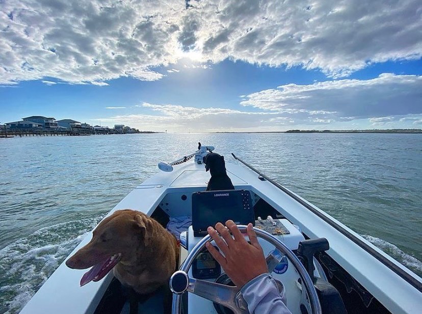 Double the trouble on this skiff!
: