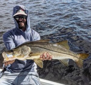 @mako_mike always finds the snook hideouts here in SWFL!  

DM / tag us in your …
