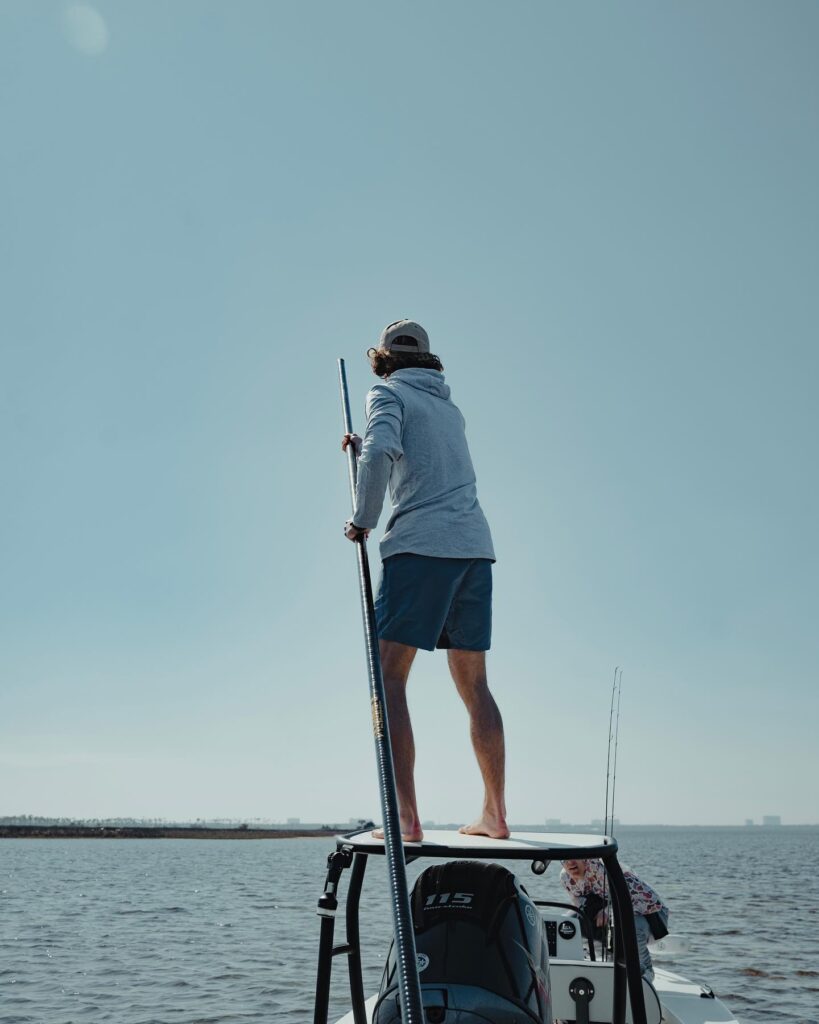 Cooler mornings and afternoons call for the Grayton Midweight!
CHOOSE YOUR NAT